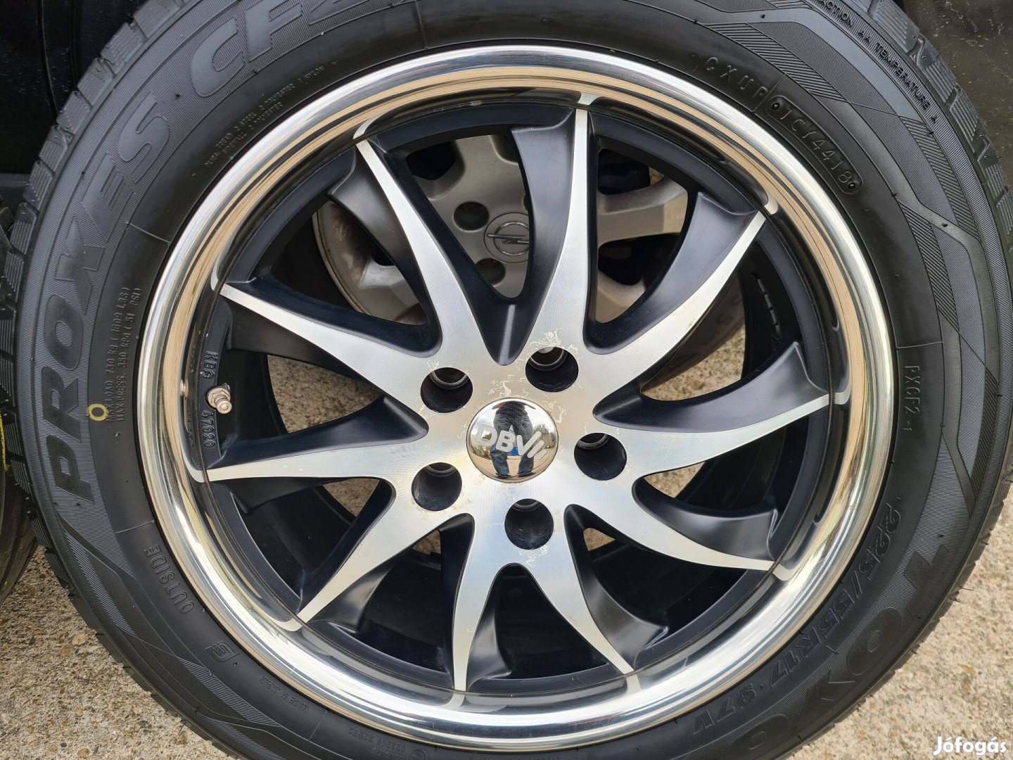 17" Toyo gumi 5x114,3 alufelnin + tpms