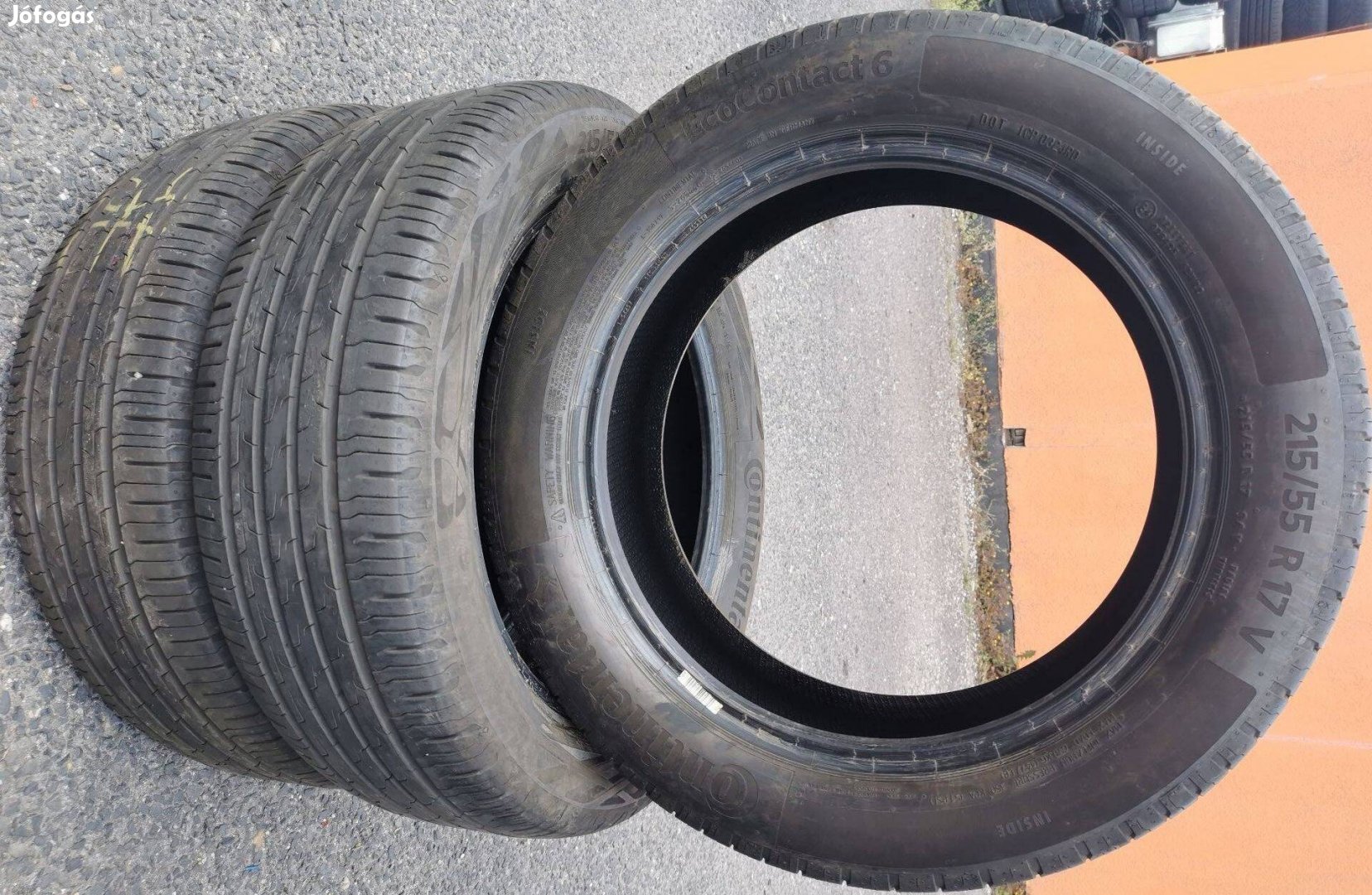 17" gumi eladó