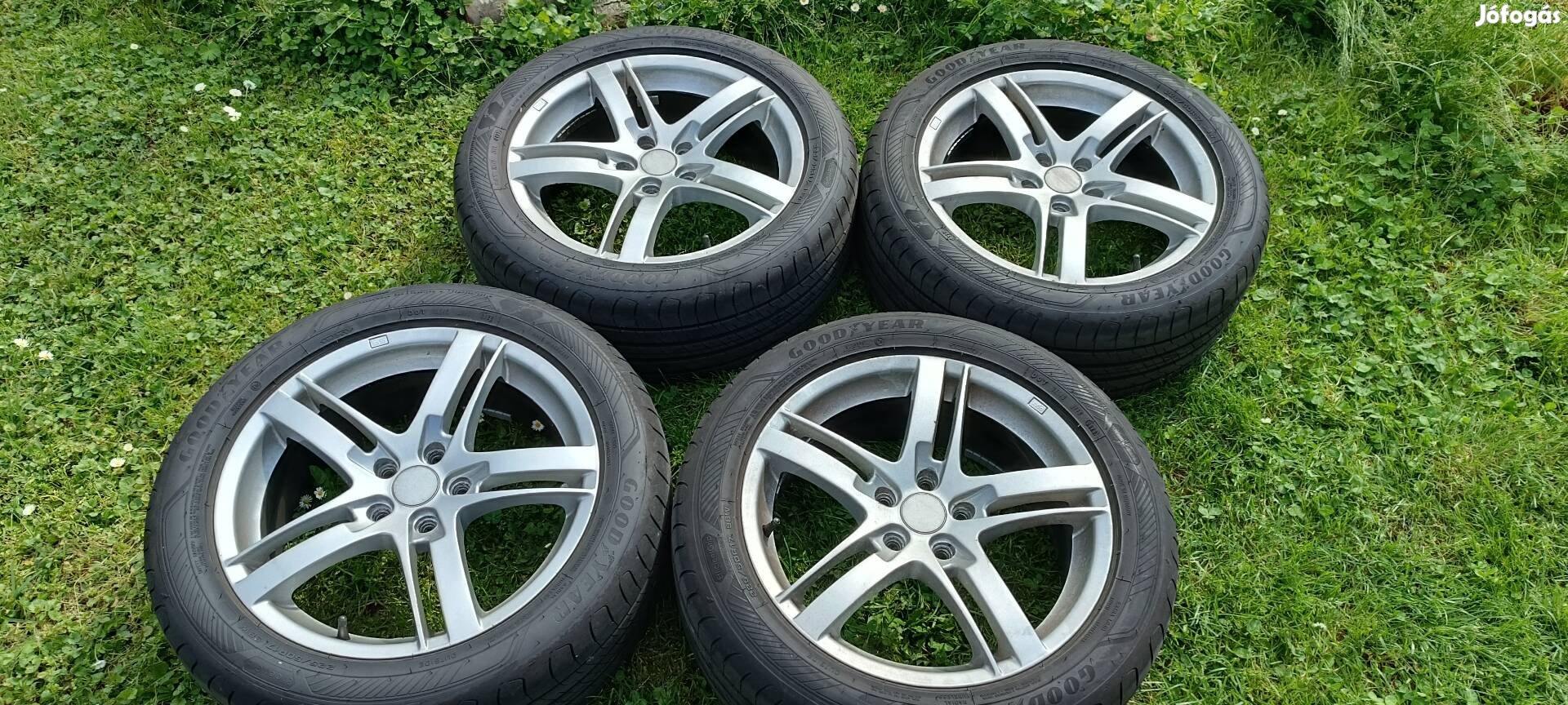 17"-os 5x108-as felni