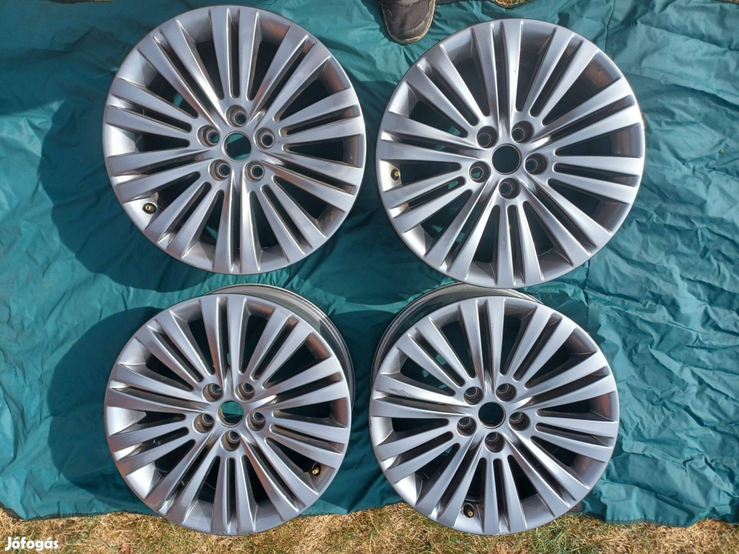 17 col 5x105 gyári Opel - Chevrolet alufelni garnitúra