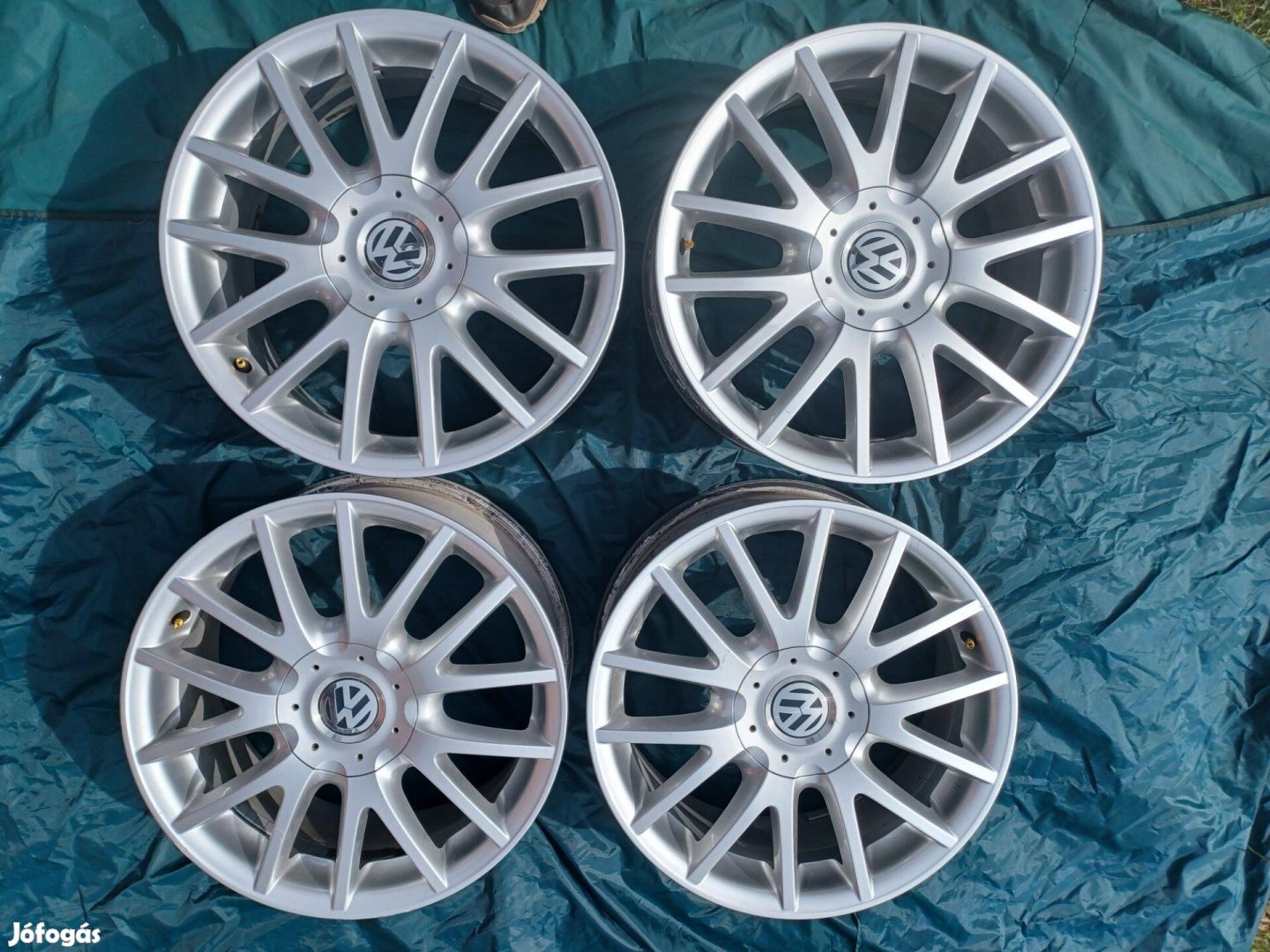 17 col 5x112 gyári Vw alufelni garnitúra Volkswagen