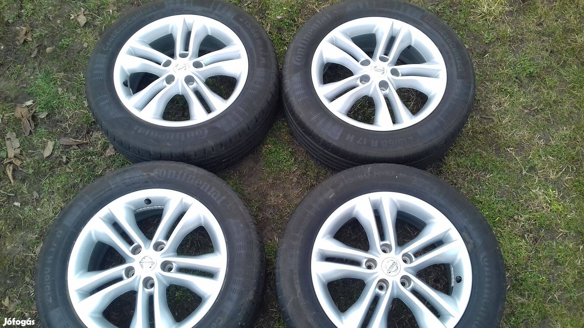 17 col 5x114,3 gyári Nissan alufelni nyári gumi / Renault Dacia /