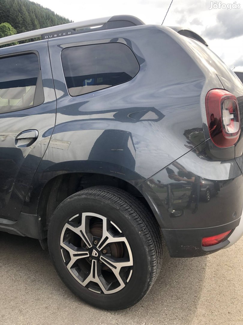 17 col Dacia Duster alufelni nyári gumik 17 colos