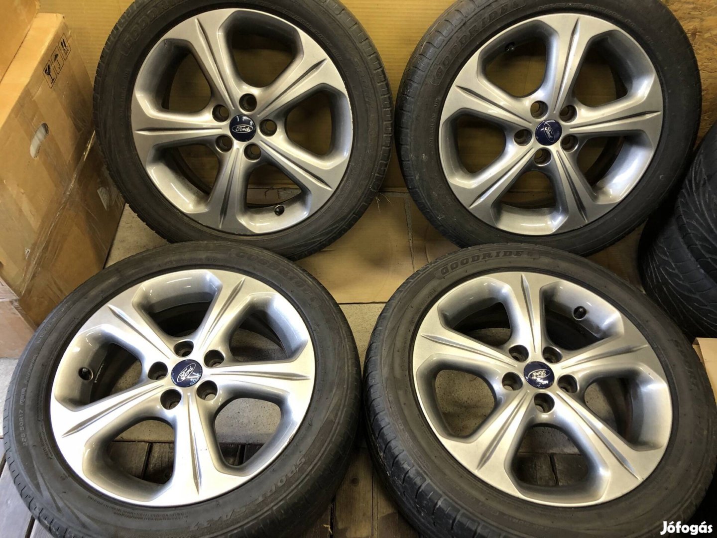17 col Ford alufelni 5x108 17 colos
