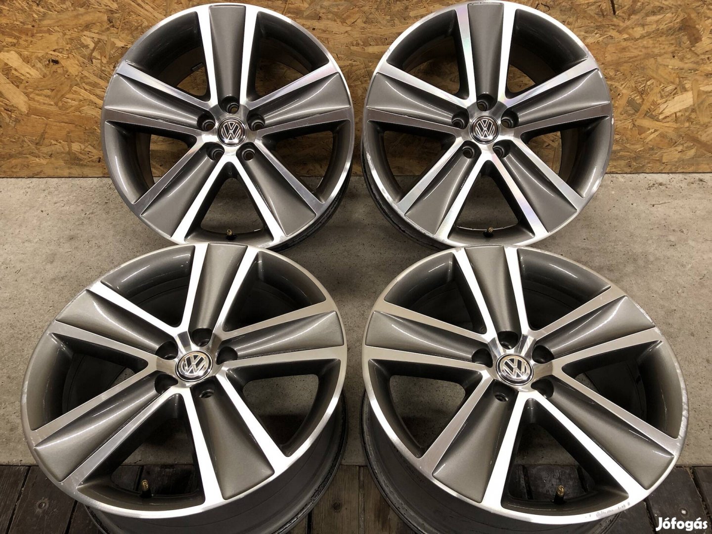 17 col alufelni VW Golf Bora Beetle 17 colos 5x100