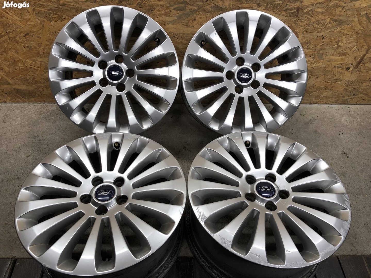 17 colos Ford gyári alufelni 17 col 5x108