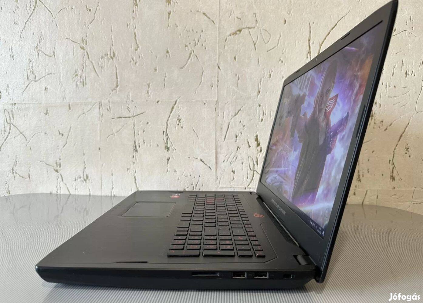 17 colos Gtx 1080 8GB Asus rog laptop eladó 256GB SSD