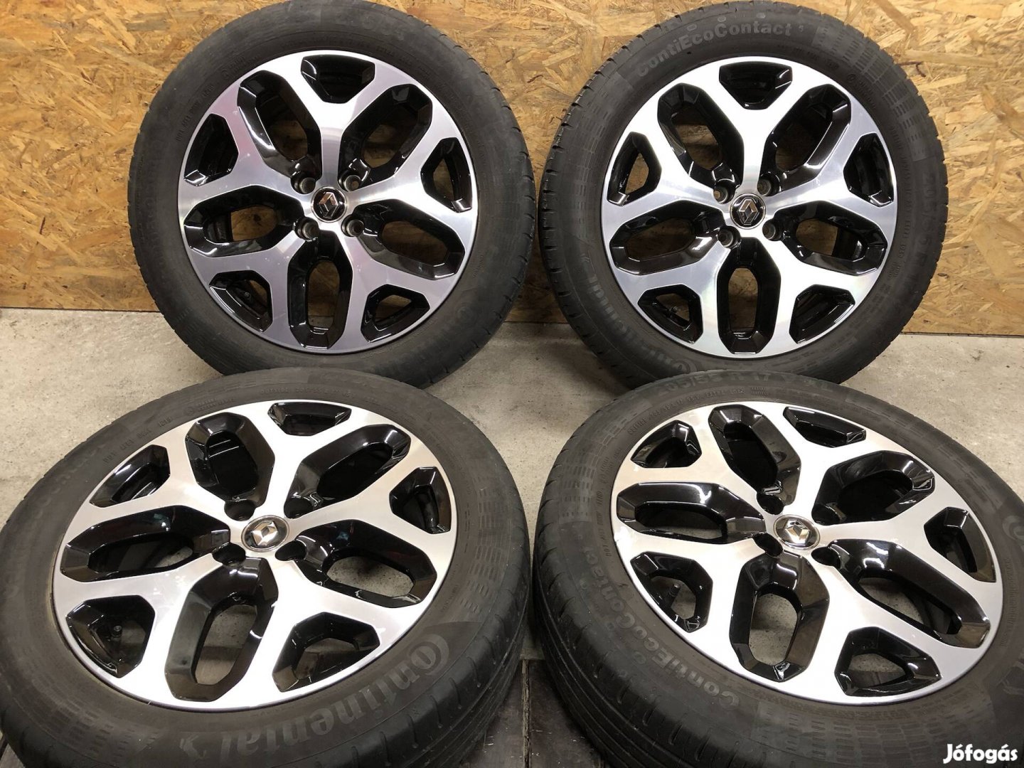 17 colos Renault alufelni 4x100 Captur 17 col nyári gumi