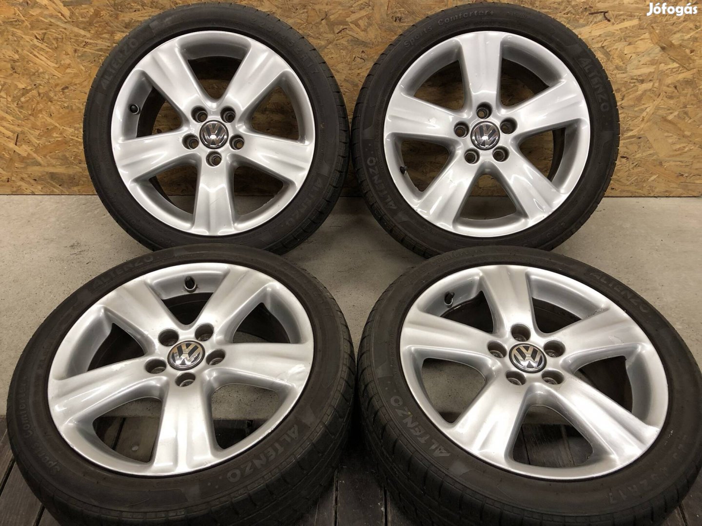 17 colos VW Golf, Sharan alufelni nyári gumi 225/45/17 17 col