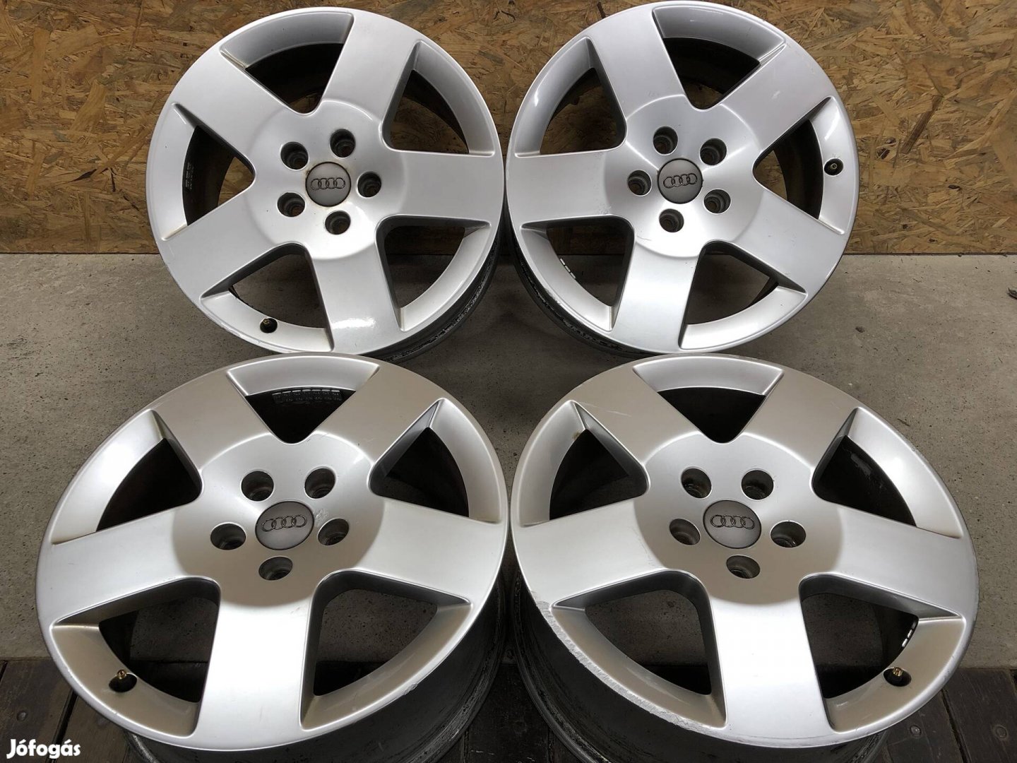 17 colos alufelni Audi A3 17 col 5x112
