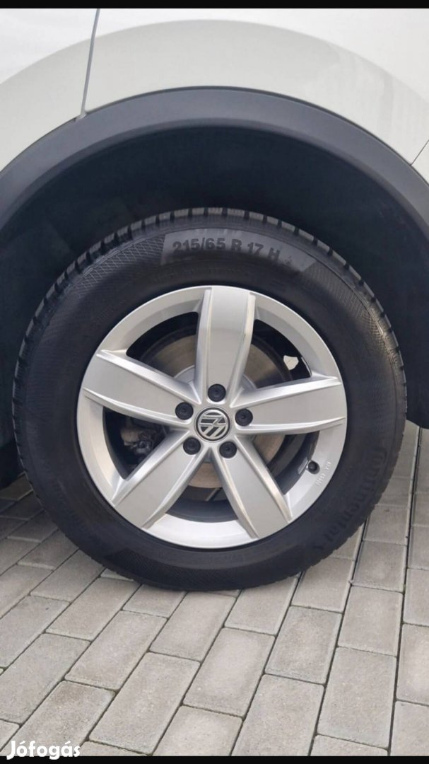 17 colos gyári VW alufelni téli gumi 17 col Tiguan, Sharan, Passat