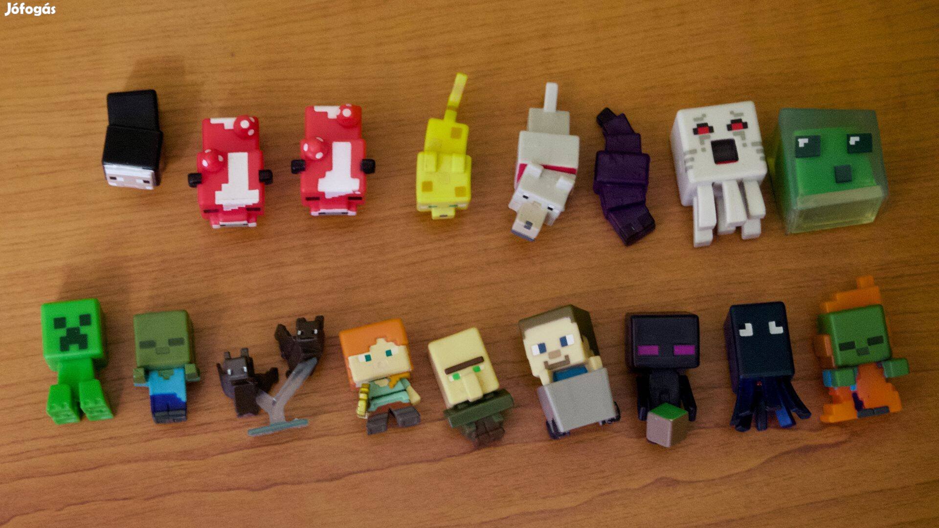 17 db eredeti Minecraft minifigura