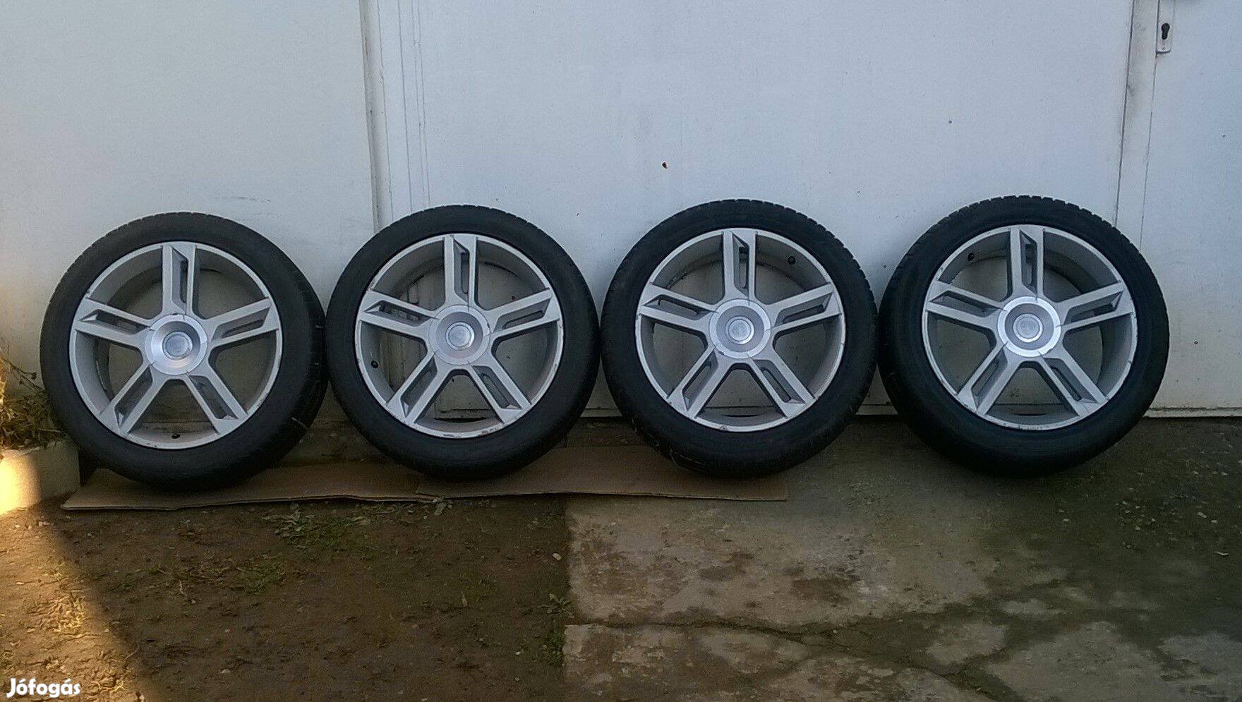 17-es 4x98-as Fiat-Lancia alufelni garnitúra 225/45R17 gumival eladó