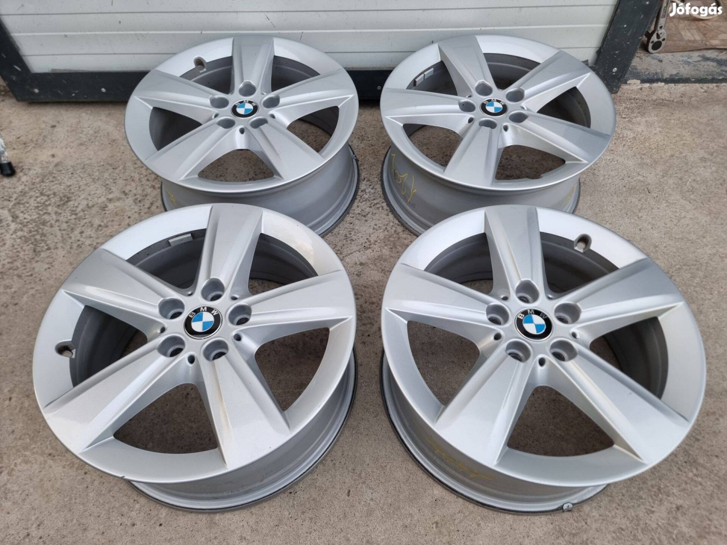 17-es BMW 5X112 gyári alufelni gyönyörű állapotban eladó!