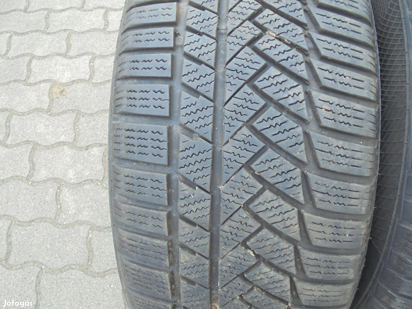 17-es Continental téli gumi garnitúra