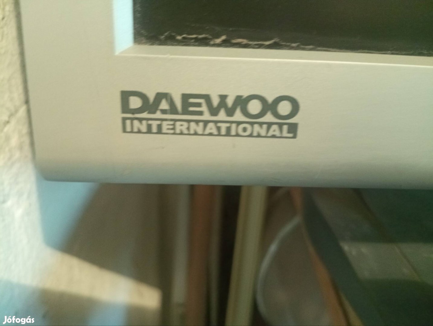 17-es Daewoo monitor