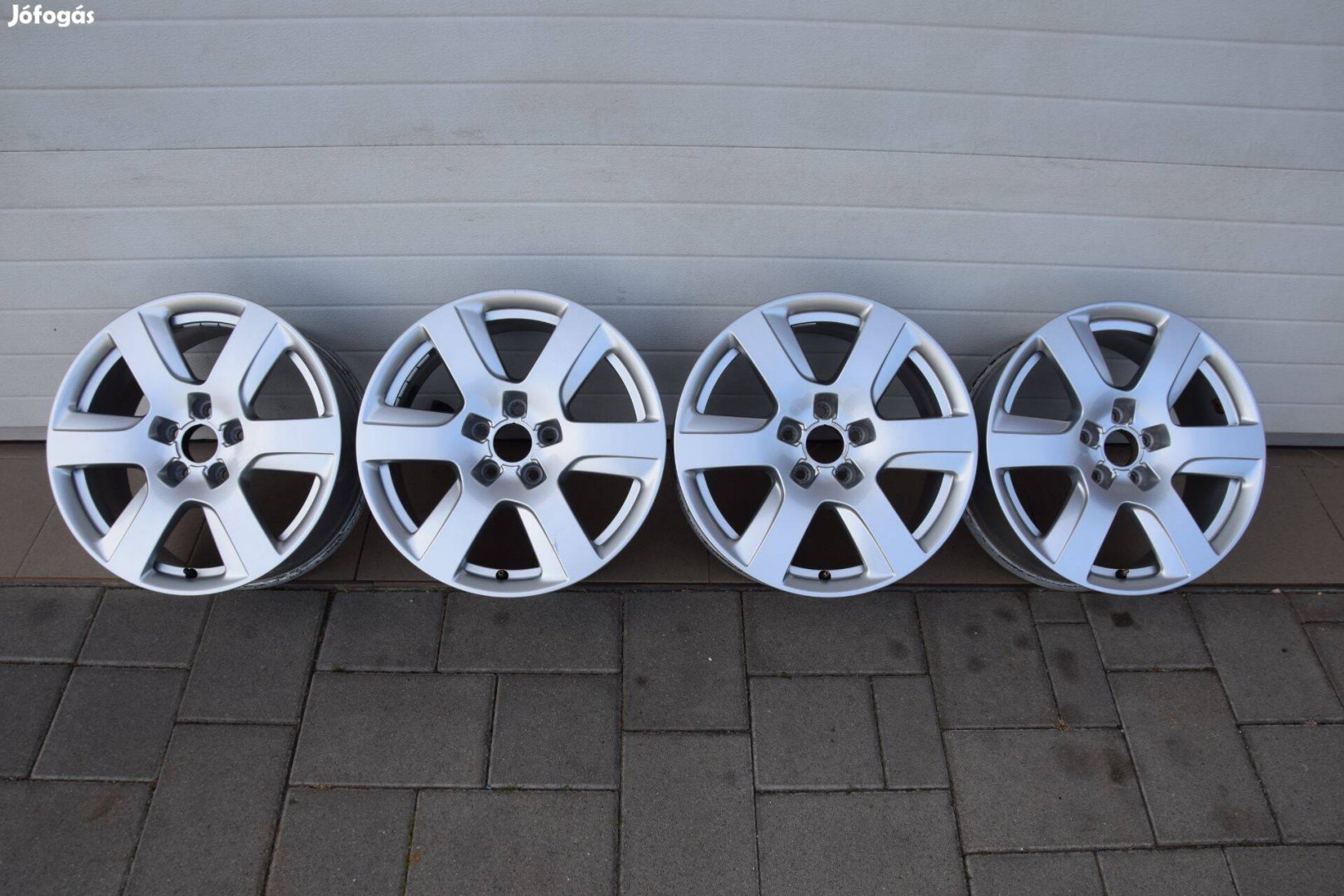 17-es, 5x112-es gyári Audi, VW, Skoda , Seat alufelni garnitúra