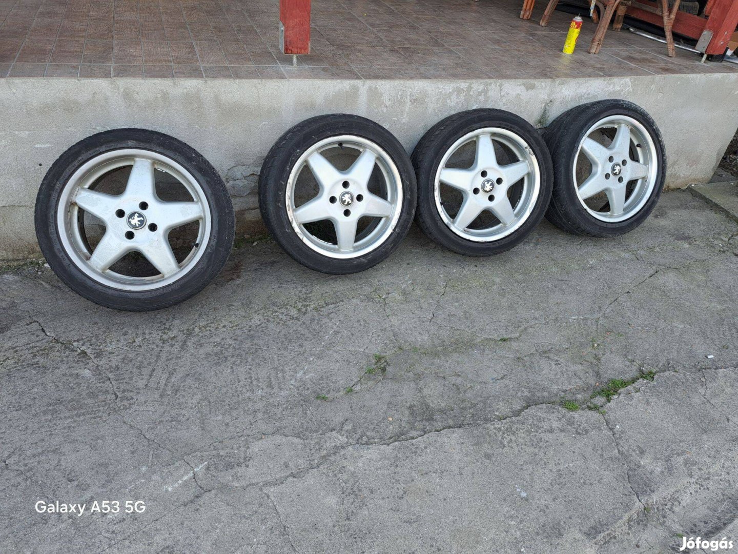 17"peugeot alufelni jó gumikkal