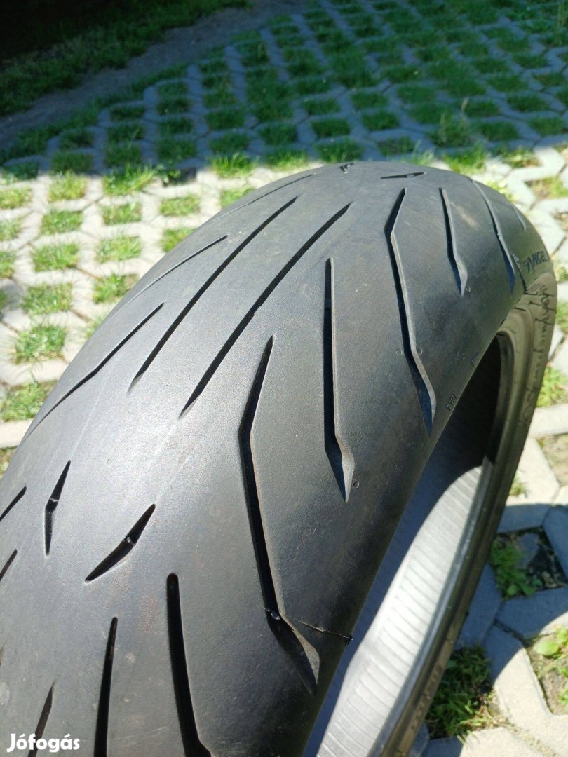 180/55-17 Pirelli Angel GT II. sporttúra motorgumi 2022.évj. 80%+