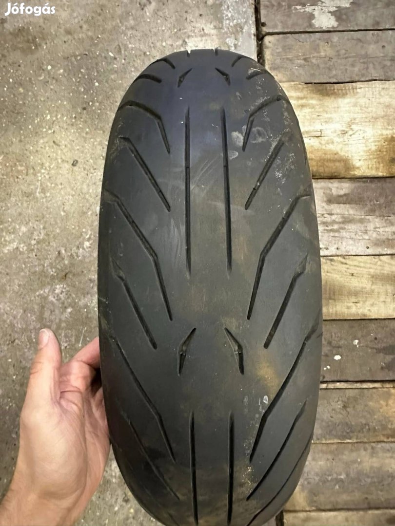 180/55-17 Pirelli Angel GT II motorgumi
