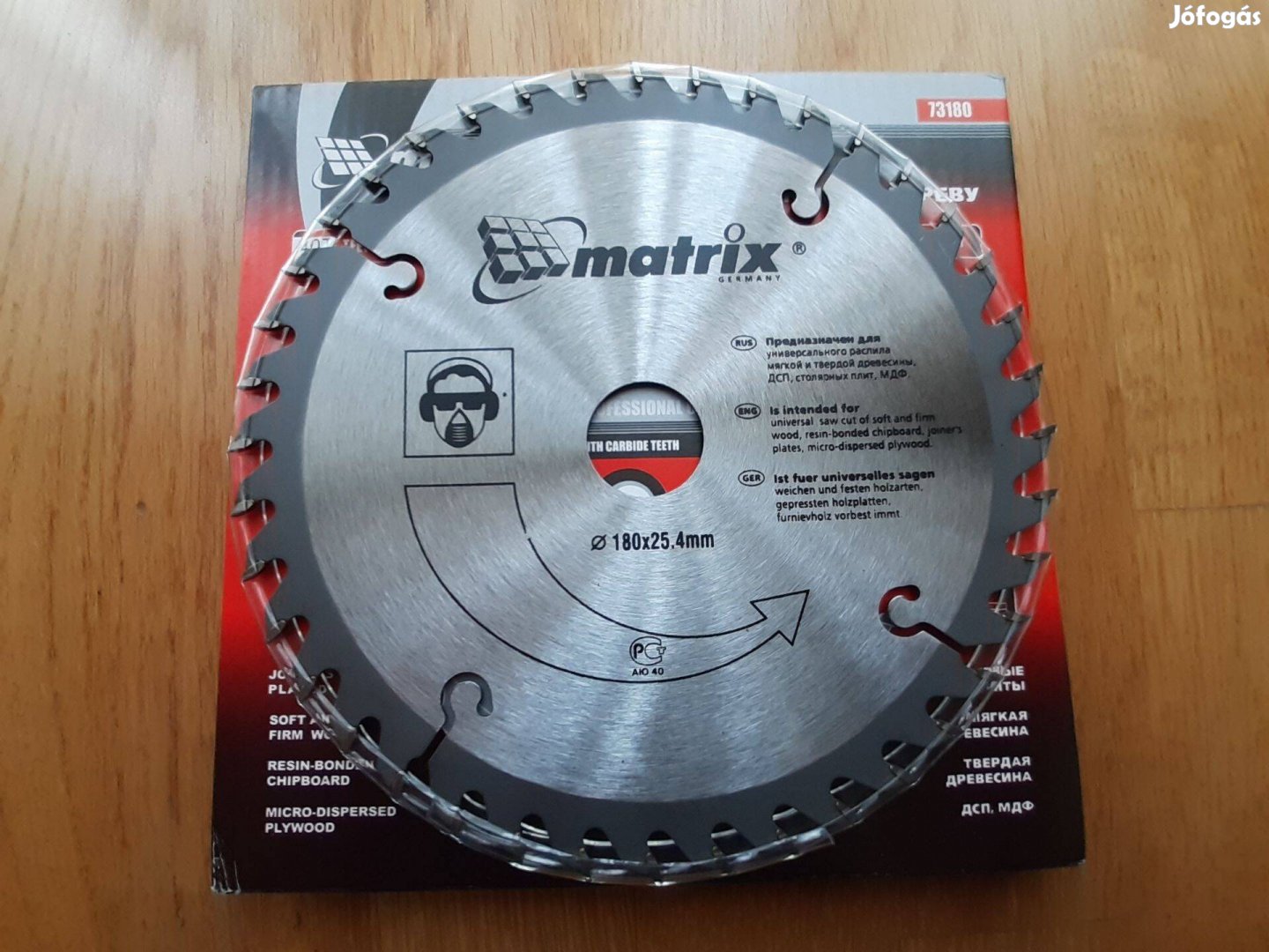 180-as vídiás körfűrészlap