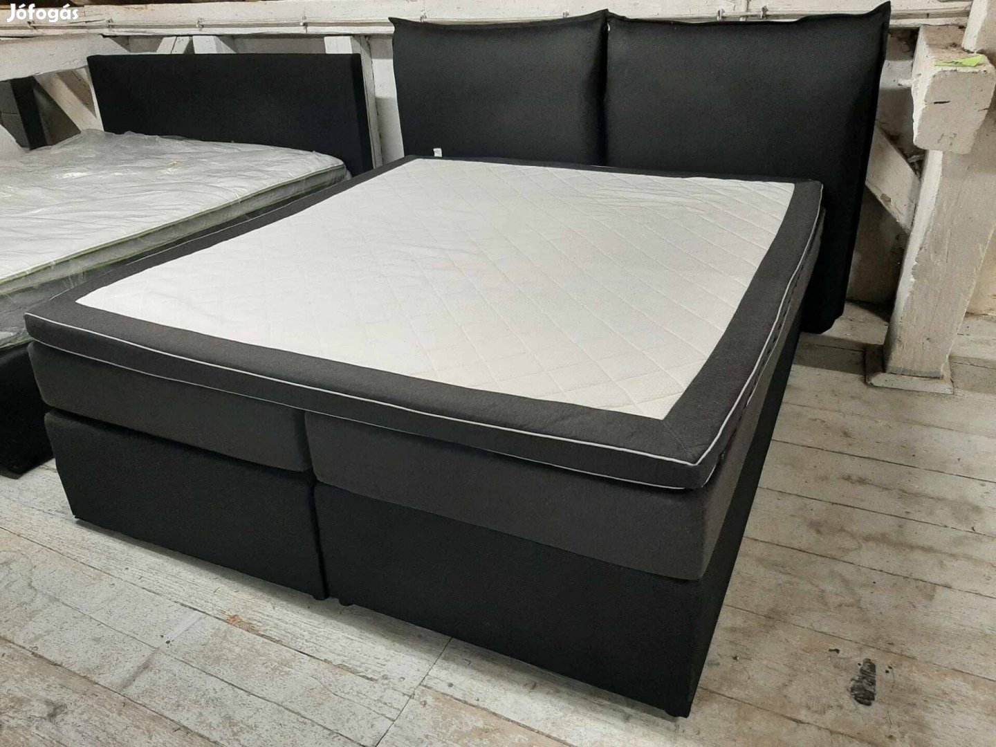 180x200cm-es boxspring franciaágy, szép állapotban eladó