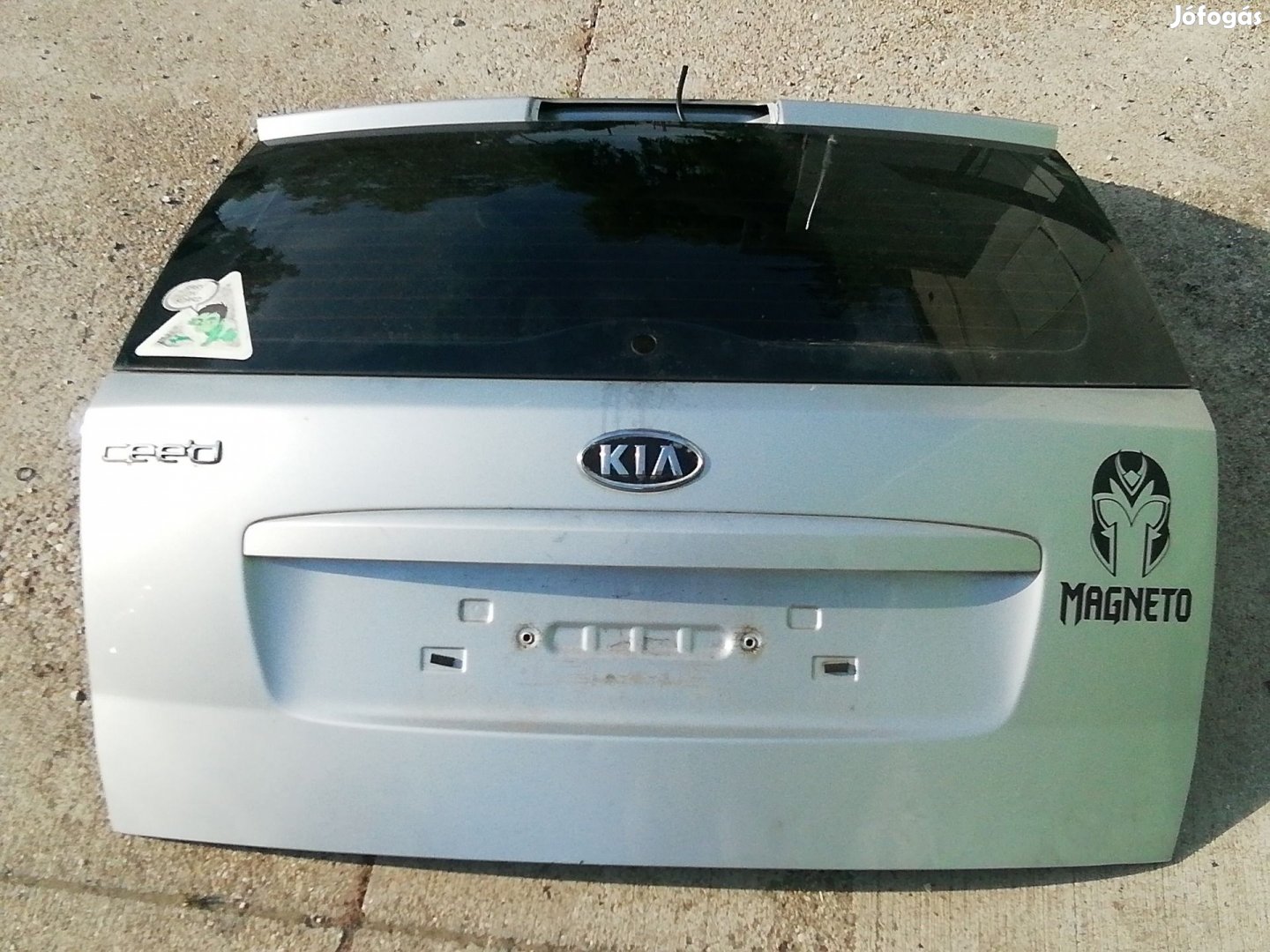 184516 Kia Ceed I. 2008-2012 kombi Csomagtérajtó