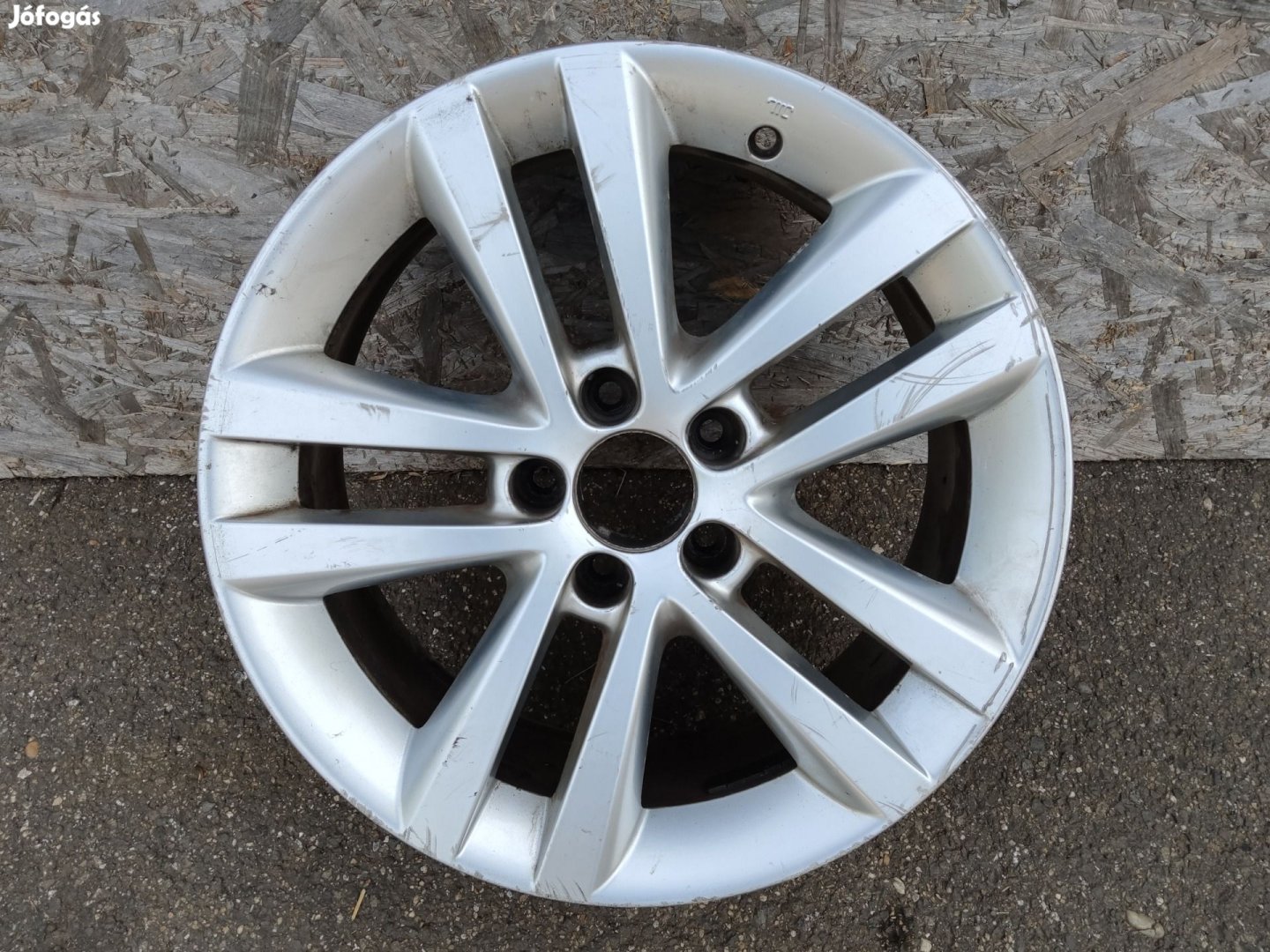 184567 Fiat Croma  2005-2010 17-os alufelni (1db) a képen látható