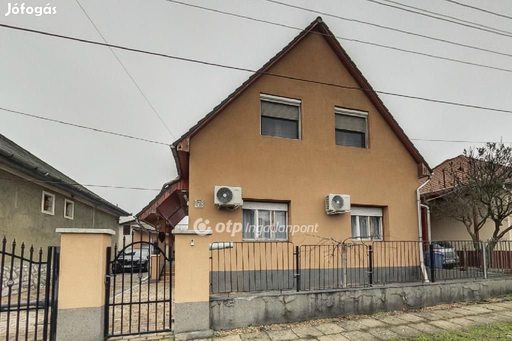 184 nm-es ház eladó Miskolc