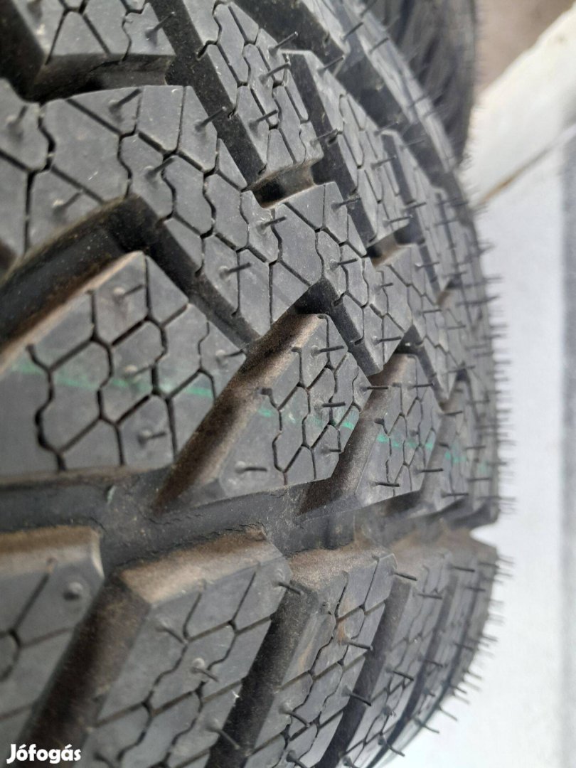185/55 R14 Matador téligumi, 2 db vadonat újak