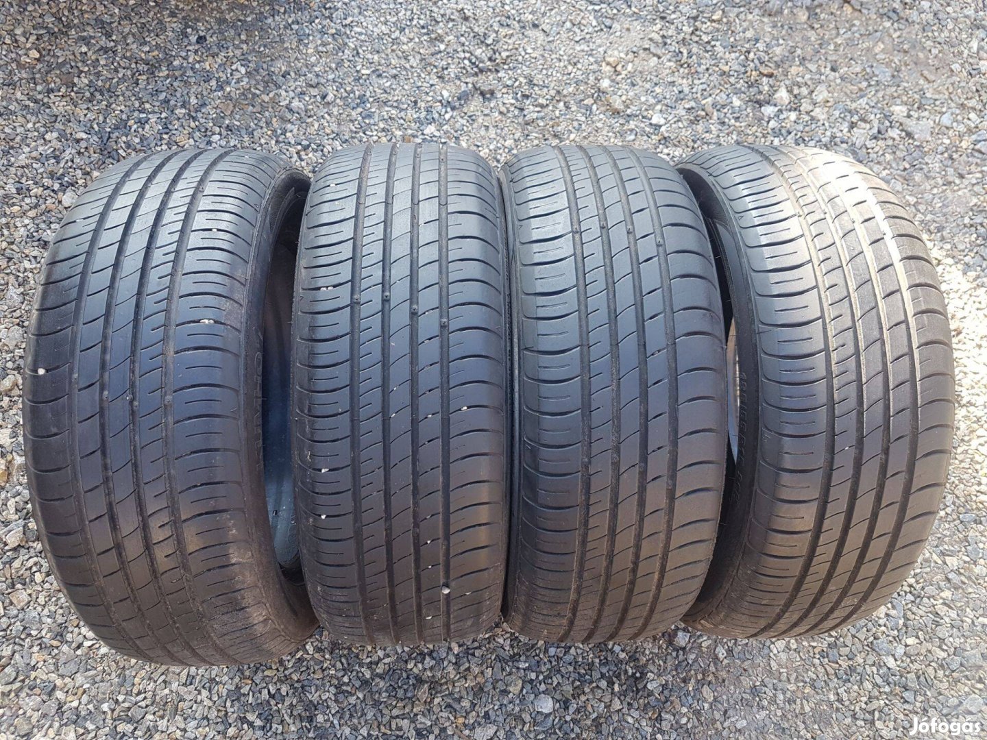 185/55 R15 nyári gumi 4db Kumho DOT2023