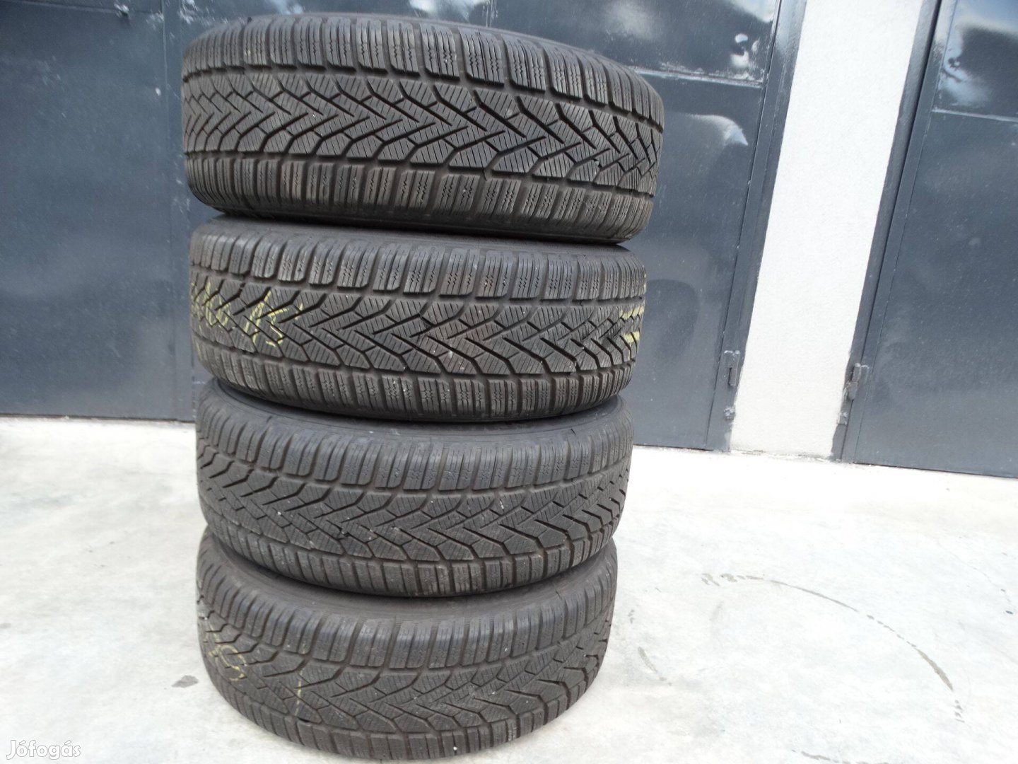 185/55 R15 téli gumi 4db