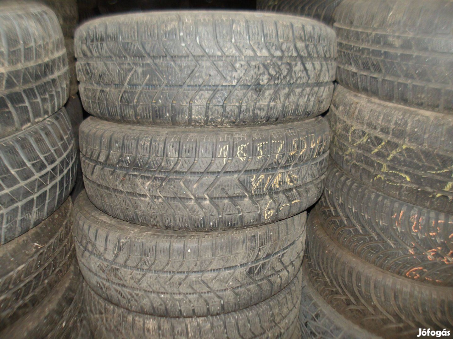 185/55r15 Pirelli téli gumi ajándék szereléssel