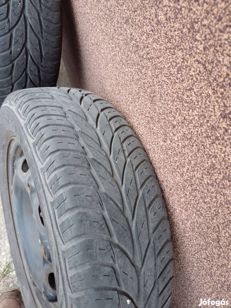 185/60R14 nyári gumi felnivel