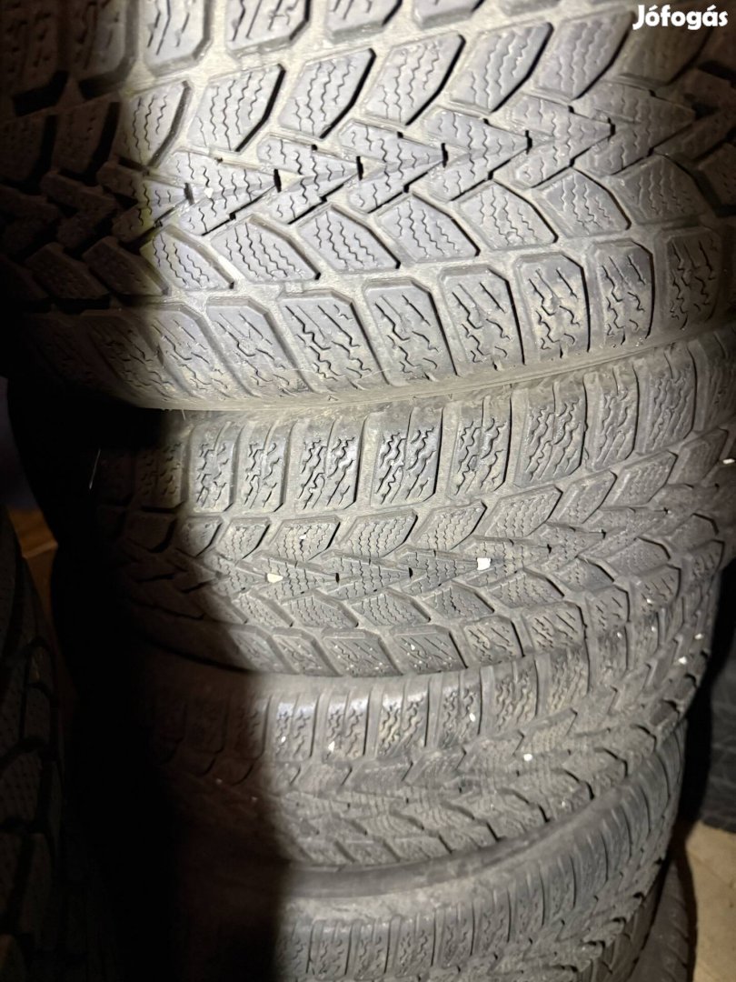 185/60R15 Dunlop