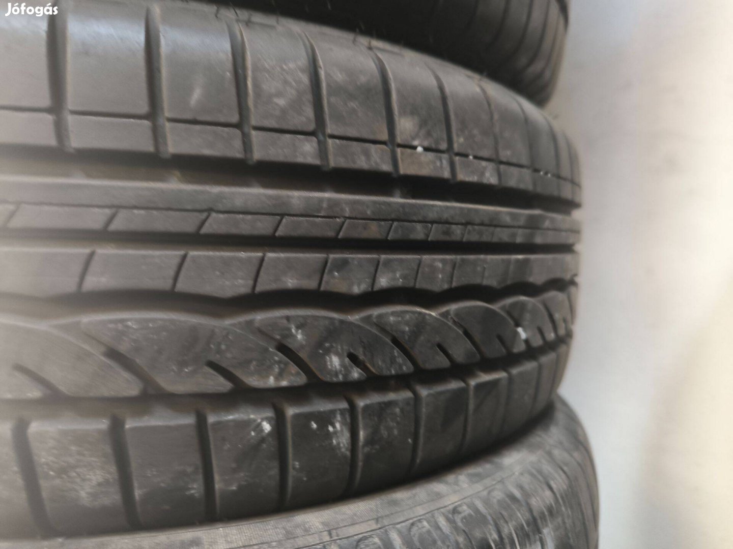 18560R15 Dunlop 90 nyárigumik 18560 R15