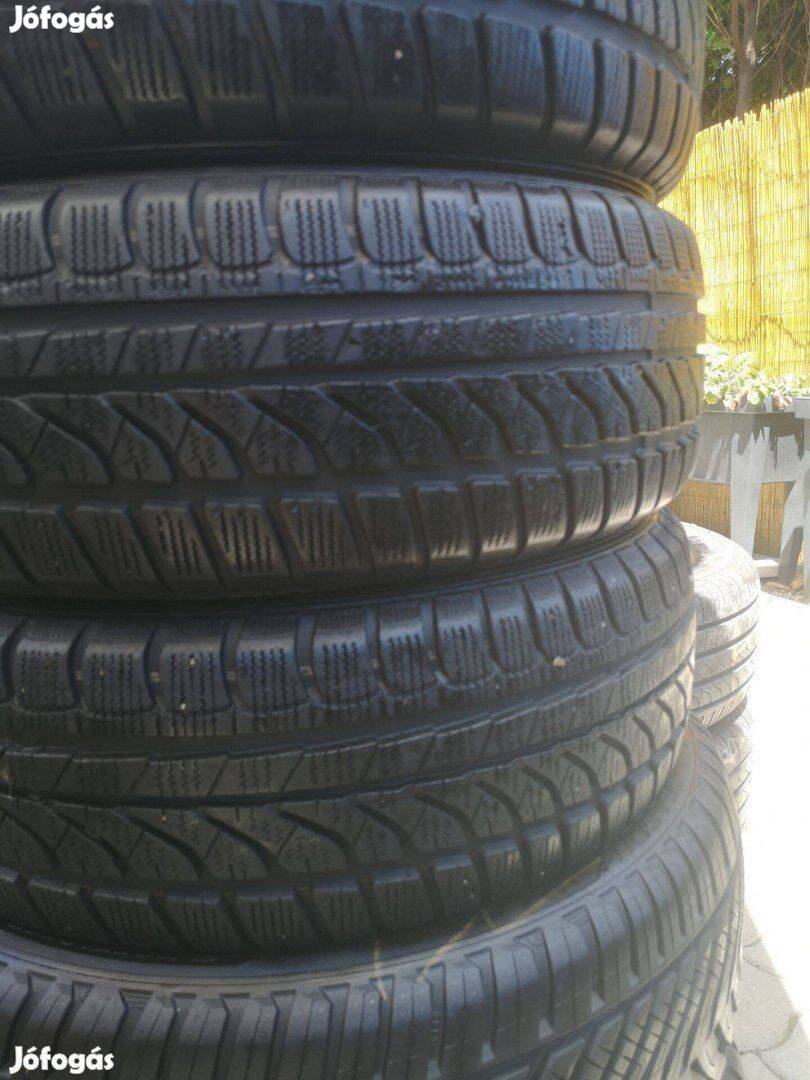 185/60R15 Dunlop téligumik eladók