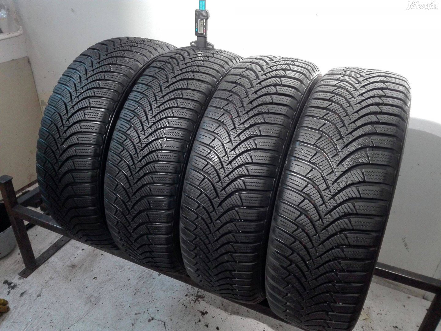 185/60R15 Hankook téli gumi garnitúra 185/60 r15