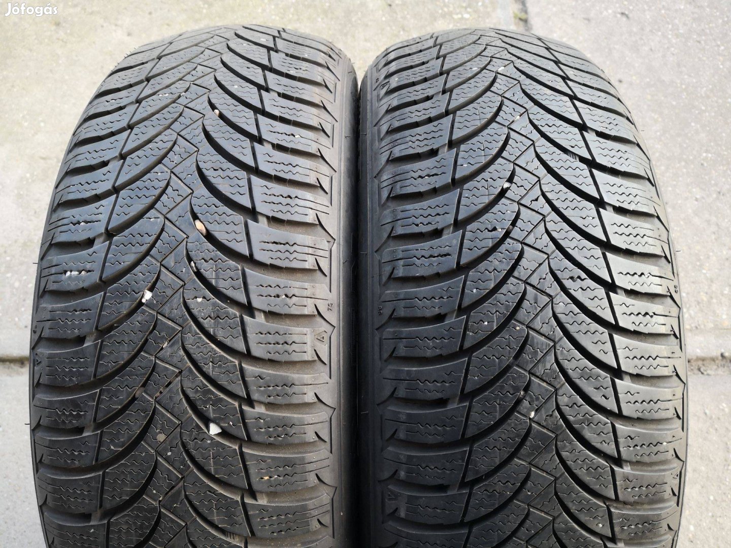 185/60R15 Nexen téligumi 2db