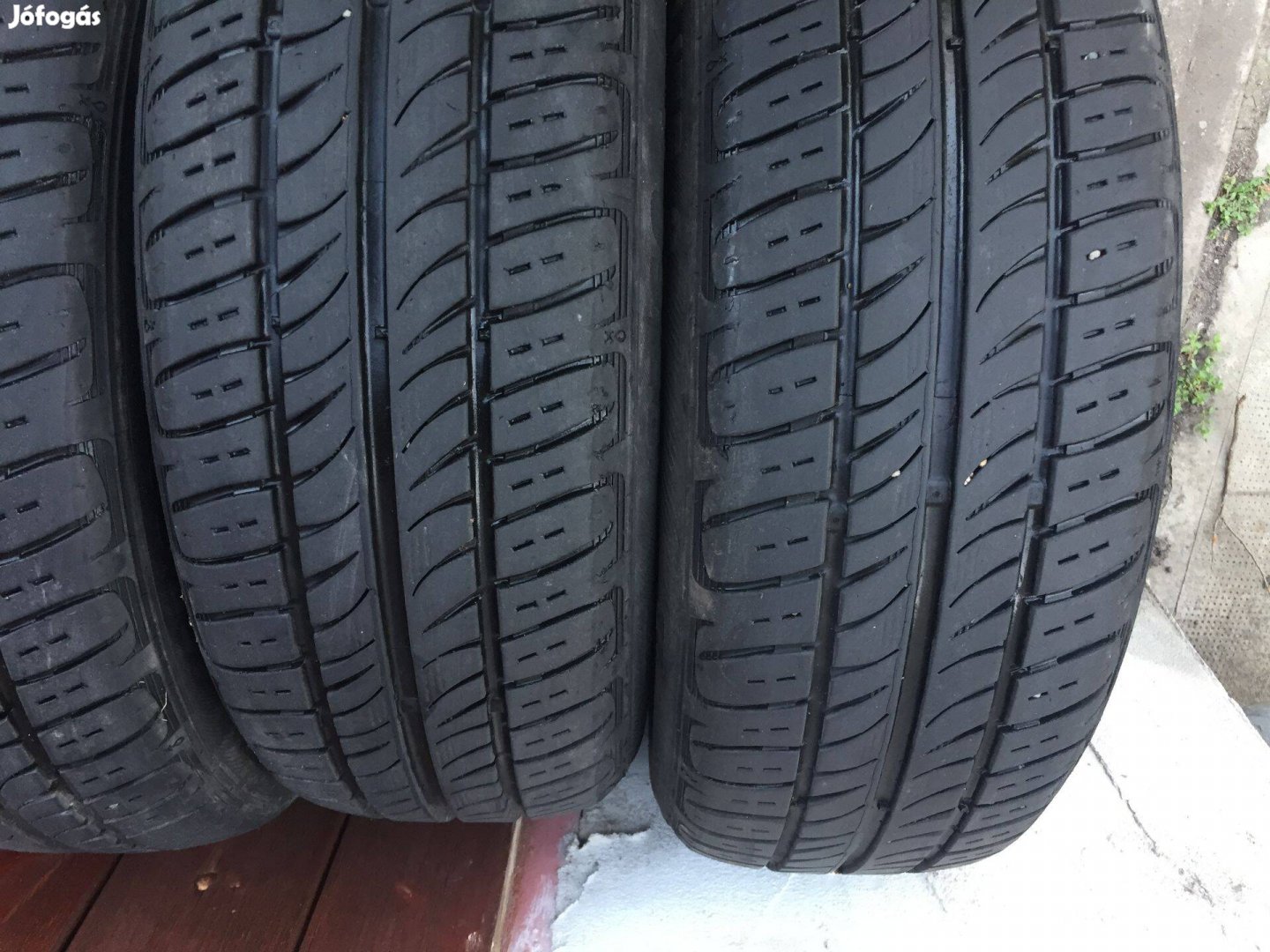 185/60R15 Nyári gumi eladó!