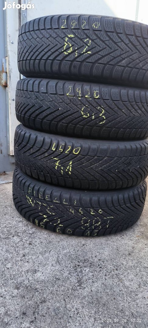 185/60R15 Pirelli téli 