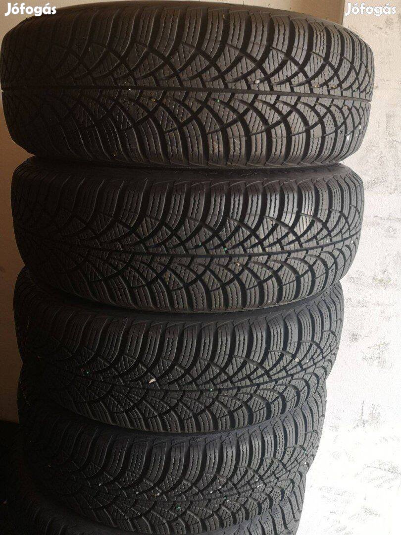 185/60R15 újszerű Goodyear téligumi