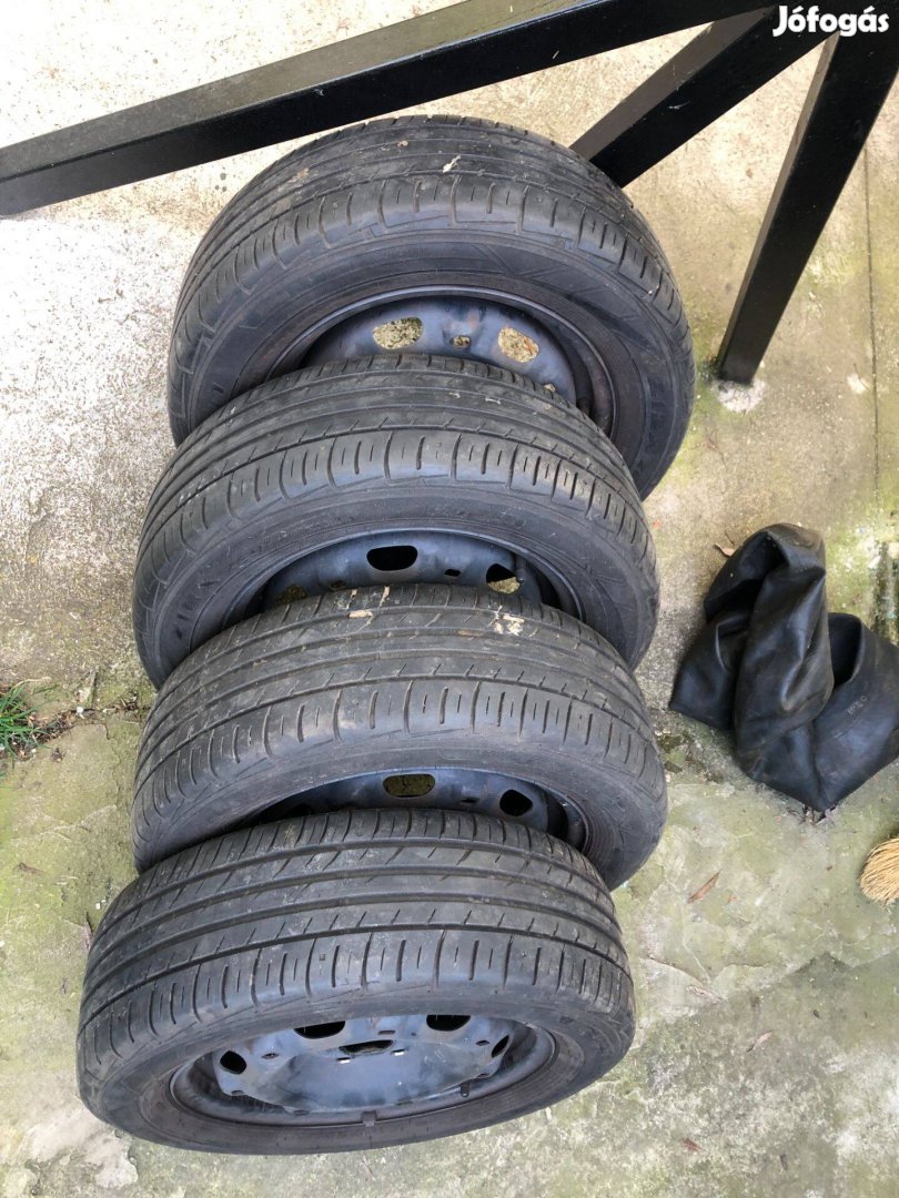 185/60 R14 Falken nyári kerekek,Skoda felniken!