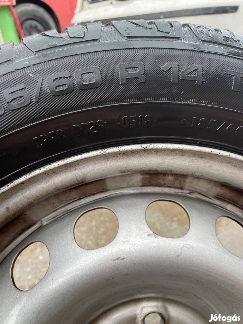 185/60 R14 Uniroyal Rainexpert 3 nyári gumik+ lemezfelni