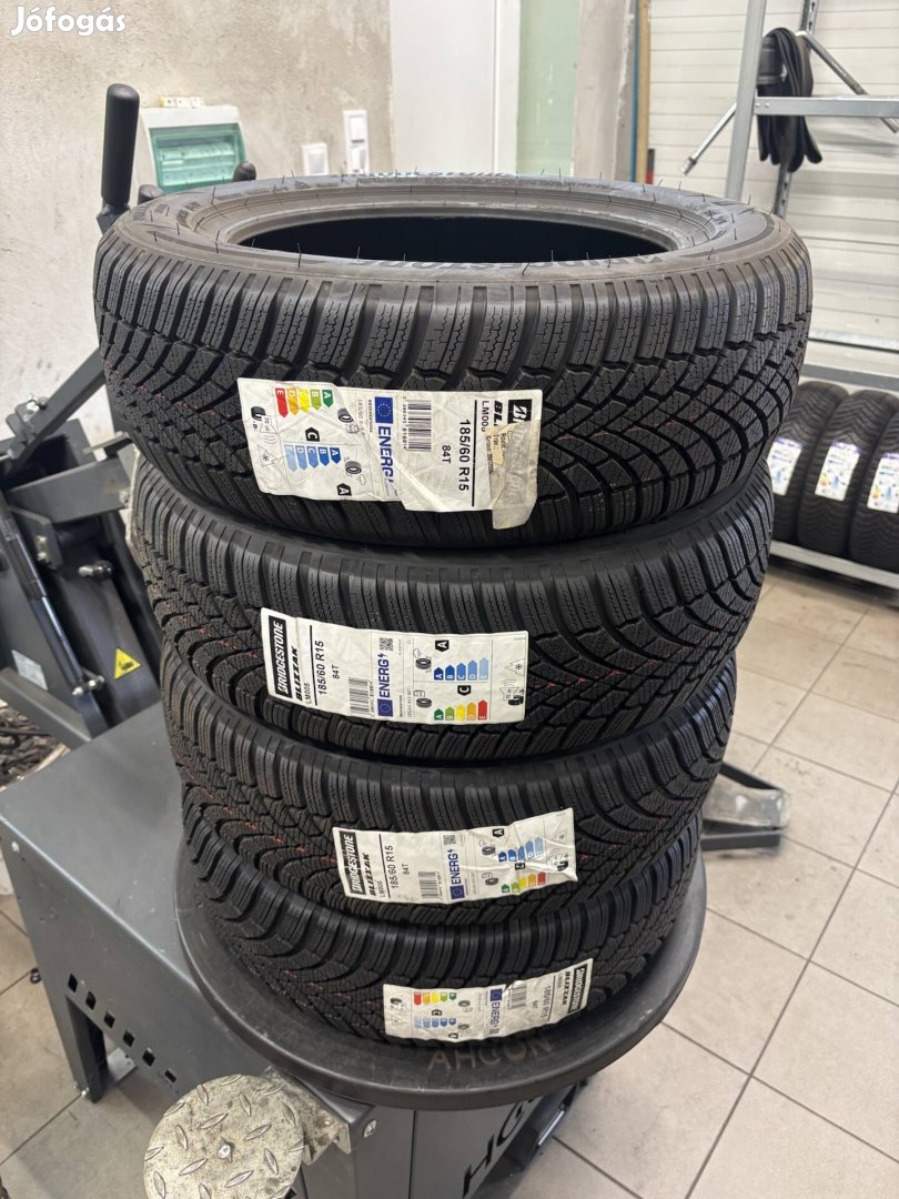 185/60 R15 Bridgestone téligumi Új