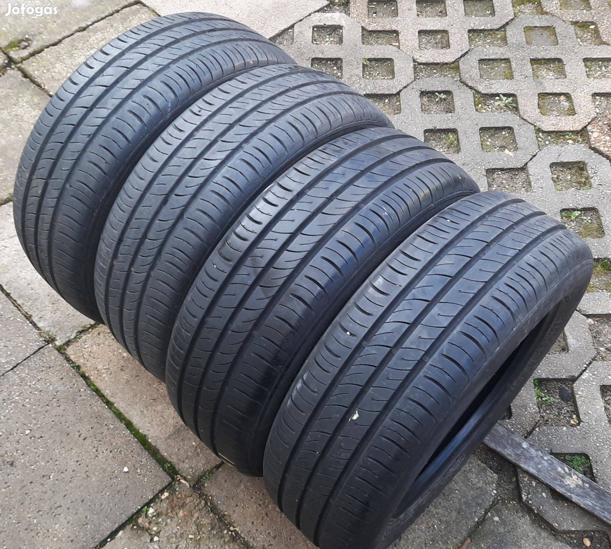 185/60 R15 Kumho Nyári gumik