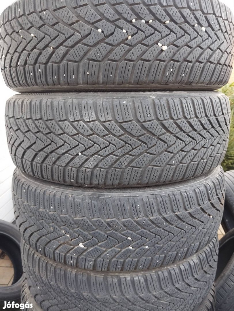 185/60 R15 Téli gumi Continental Németországból 6.5 mm-es