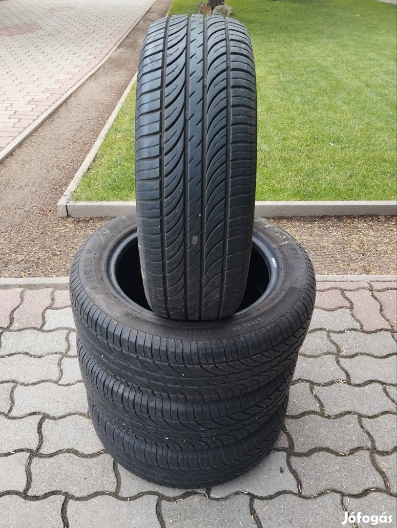 185/60 R15 nyári gumi garnitúra eladó 