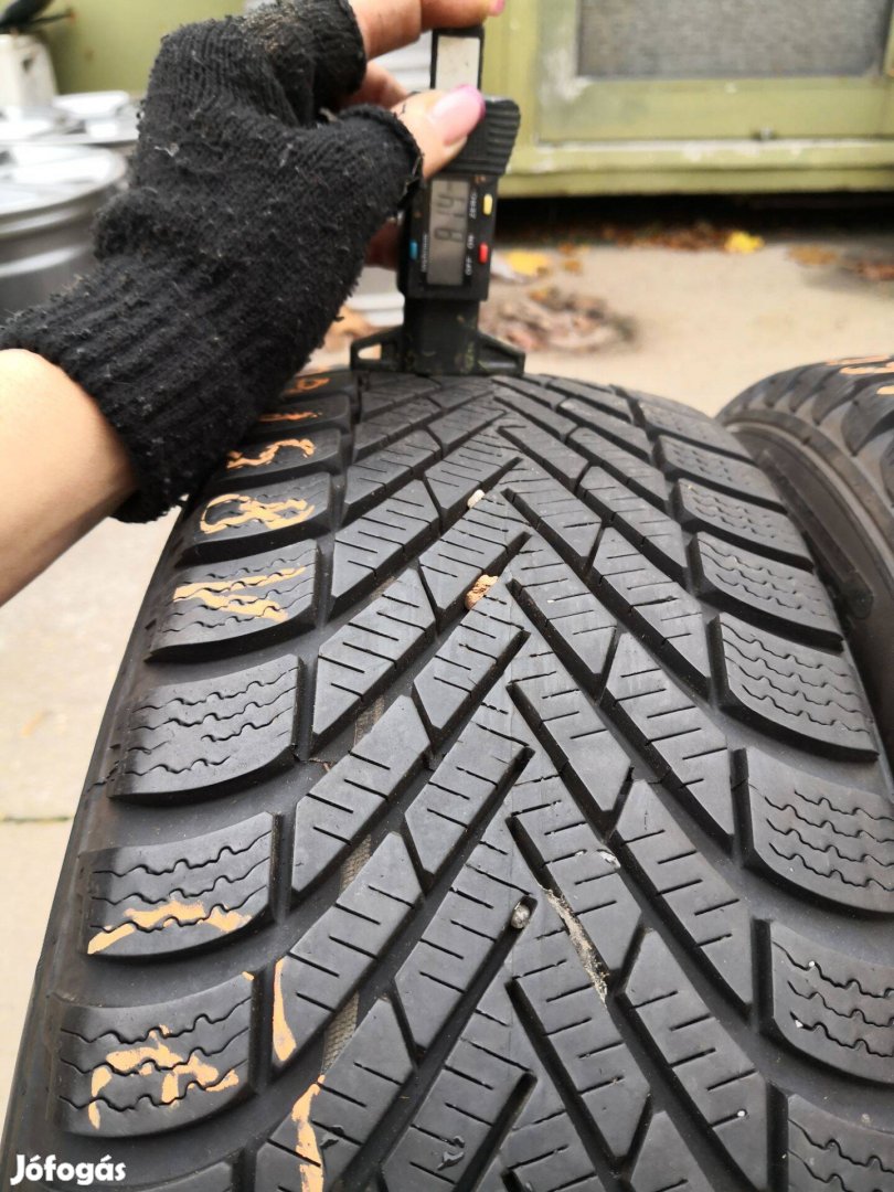 185/60 R16 Pirelli téli gumi 12000ft a 2db/147/