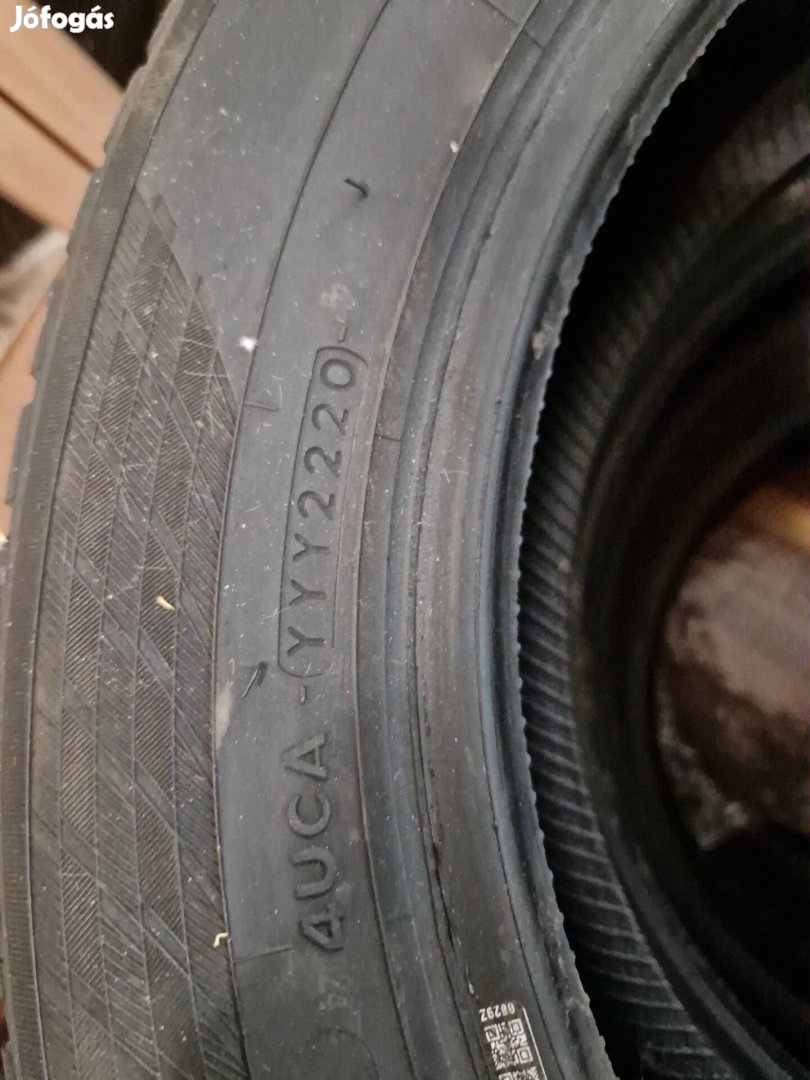 185/60 r15 Yokohama téli gumi